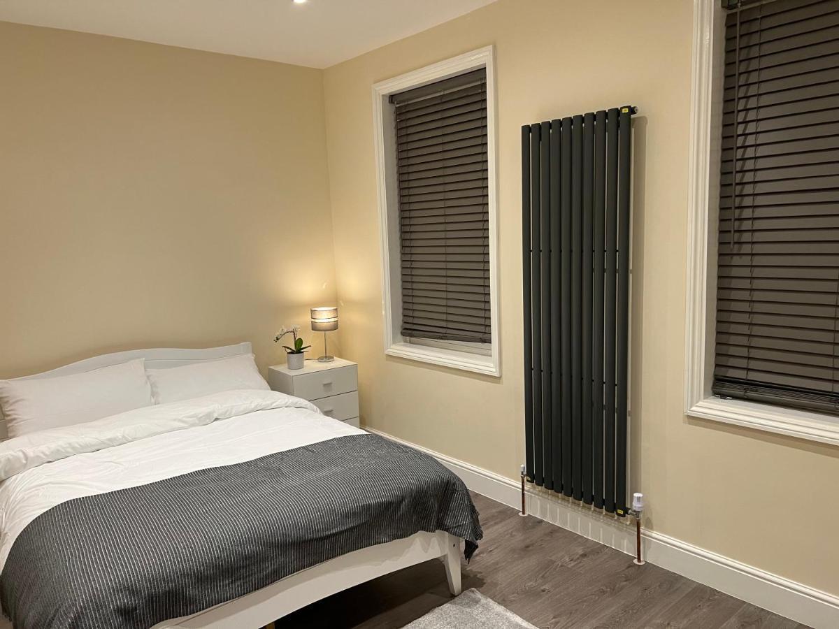Beautiful Rooms Only Few Steps Away From Bruce Grove Tottenham Stadium Londyn Zewnętrze zdjęcie