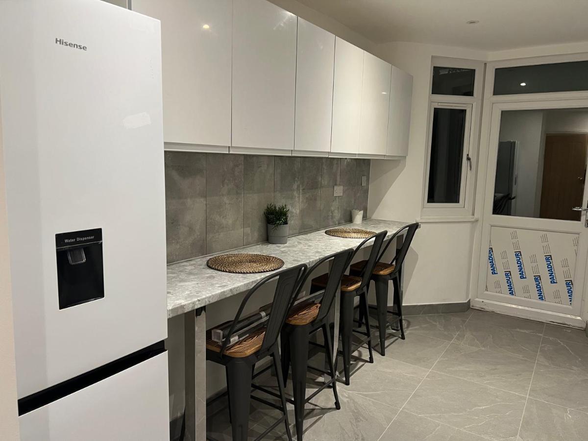 Beautiful Rooms Only Few Steps Away From Bruce Grove Tottenham Stadium Londyn Zewnętrze zdjęcie