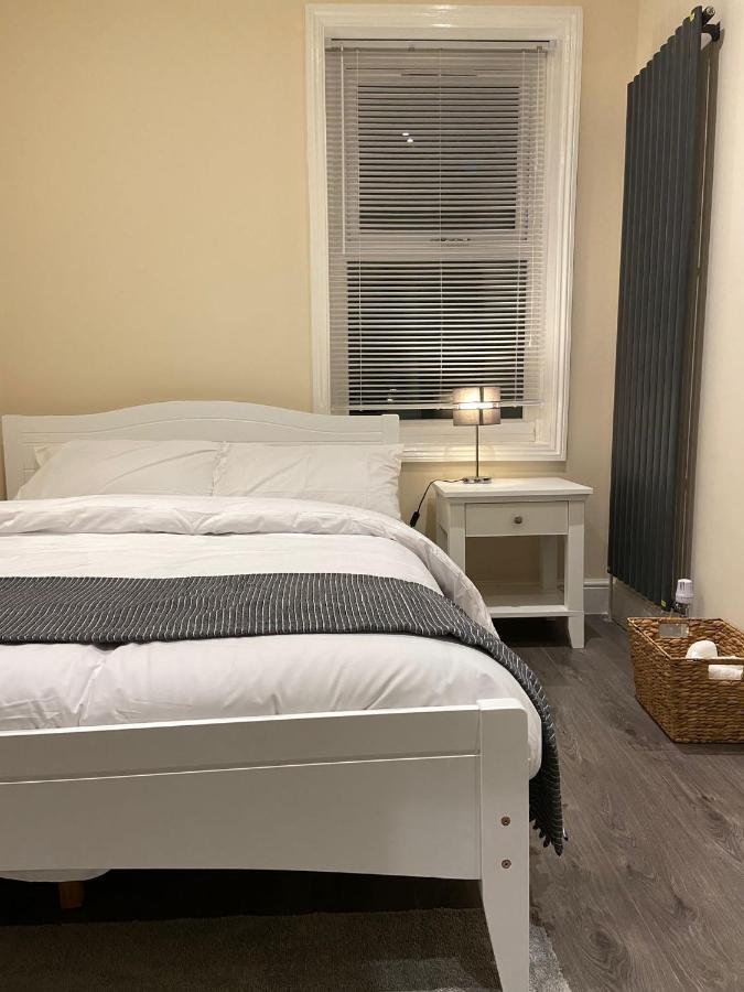 Beautiful Rooms Only Few Steps Away From Bruce Grove Tottenham Stadium Londyn Zewnętrze zdjęcie
