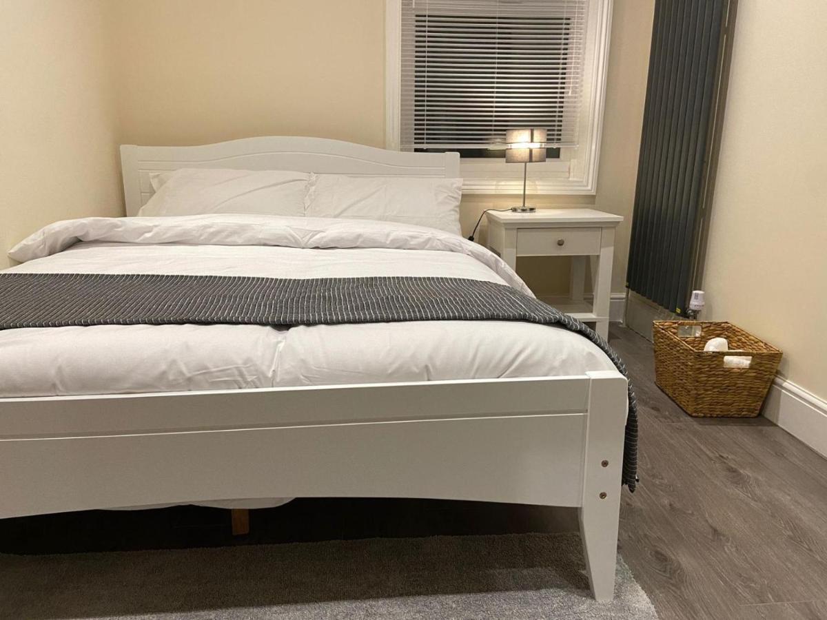 Beautiful Rooms Only Few Steps Away From Bruce Grove Tottenham Stadium Londyn Zewnętrze zdjęcie